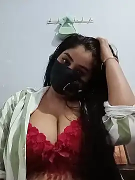 Hot-Soniya733 online show from May 16, 2026, 9:13 pm