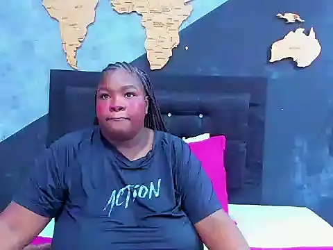 Maiam  Rossi online show from October 28, 2025, 12:19 pm