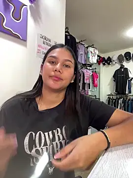 burbuja02 online show from December 20, 2025, 2:24 pm