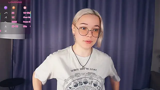 EdaKirkIin online show from November 27, 2025, 5:42 am