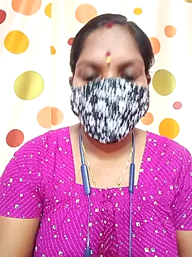 Tamil Abinaya online show from December 2, 2025, 1:44 am