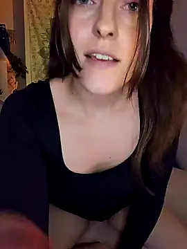 BelleFelicitas online show from October 26, 2025, 8:04 pm