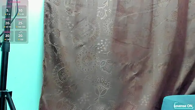 Snapshot of scarlett_mask chatting on September 8, 2025, 7:57 pm scarlett mask online show from September 8, 2025, 7:57 pm