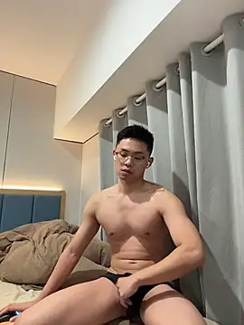 Snapshot of jensenyep chatting on November 25, 2025, 2:06 pm jensenyep online show from November 25, 2025, 2:06 pm