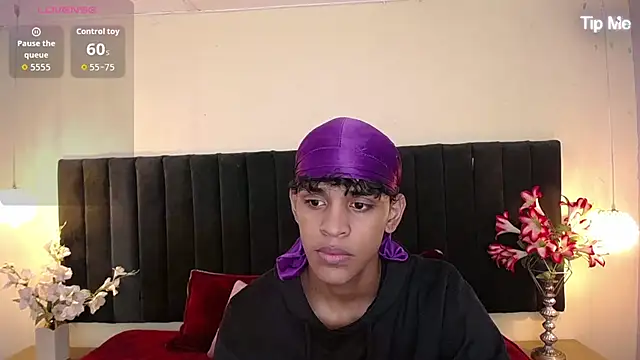 Snapshot of jhos_padill chatting on November 12, 2025, 1:22 pm jhos padill online show from November 12, 2025, 1:22 pm