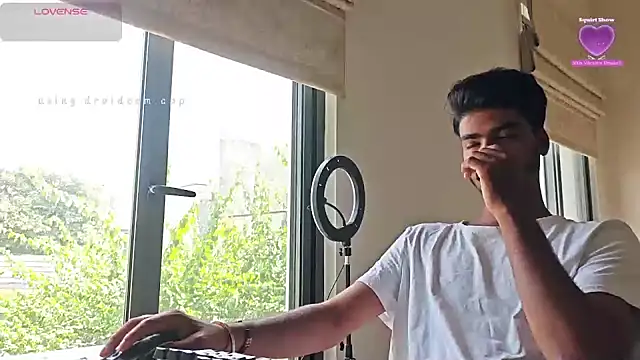 Snapshot of mrbuddy85 chatting on September 28, 2025, 7:58 am mrbuddy85 online show from September 28, 2025, 7:58 am