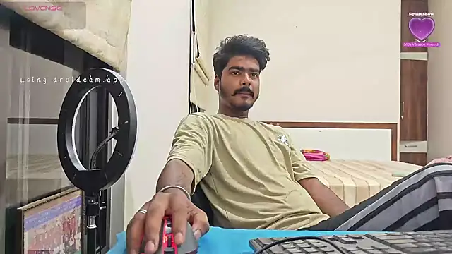 Snapshot of mrbuddy85 chatting on October 17, 2025, 5:15 pm mrbuddy85 online show from October 17, 2025, 5:15 pm