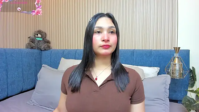 angel ponce online show from April 22, 2026, 7:04 pm