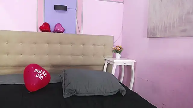 tiiny emilly online show from September 29, 2025, 8:35 pm