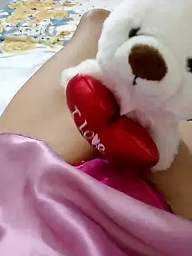 Snapshot of Ternura_Prohibida chatting on December 22, 2025, 1:46 am Ternura Prohibida online show from December 22, 2025, 1:46 am