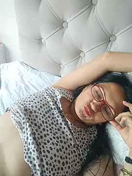 Snapshot of Ternura_Prohibida chatting on May 27, 2026, 9:56 pm Ternura Prohibida online show from May 27, 2026, 9:56 pm