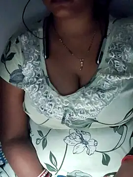 Snapshot of sweet_jasmin1 chatting on October 11, 2025, 5:33 pm sweet jasmin1 online show from October 11, 2025, 5:33 pm