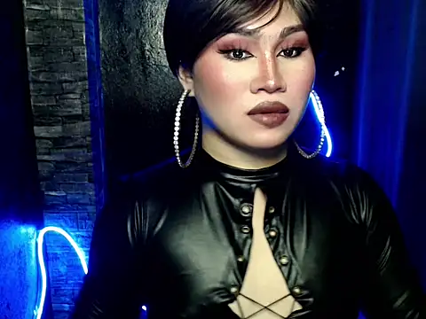 Snapshot of pretty_lassy chatting on October 27, 2025, 11:03 am pretty lassy online show from October 27, 2025, 11:03 am