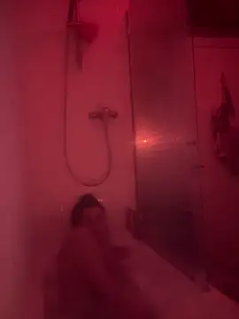 Mesmerising MaxineX online show from February 19, 2026, 7:21 pm