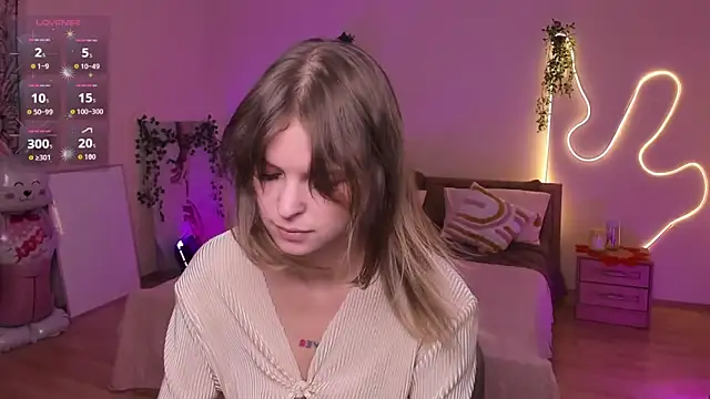 Lisa Blossom online show from July 20, 2026, 6:06 am