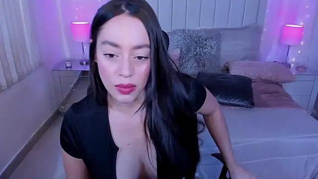 AriadnaTaylor online show from March 26, 2026, 4:45 pm