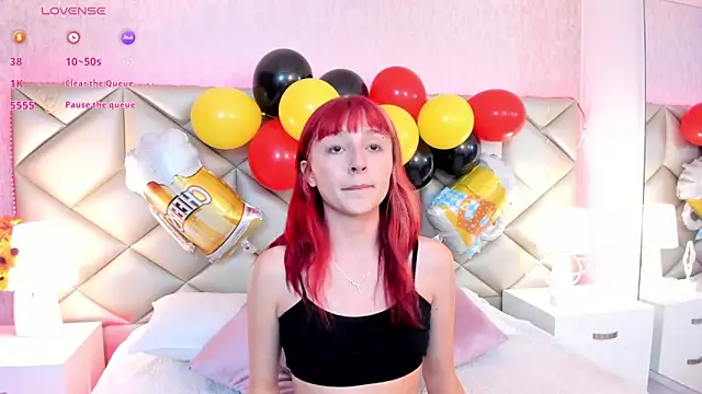 dafnne hall online show from September 25, 2025, 4:16 am