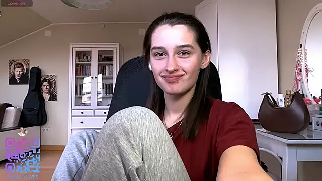 Snapshot of DarlineBrustera chatting on April 20, 2026, 2:20 pm DarlineBrustera online show from April 20, 2026, 2:20 pm