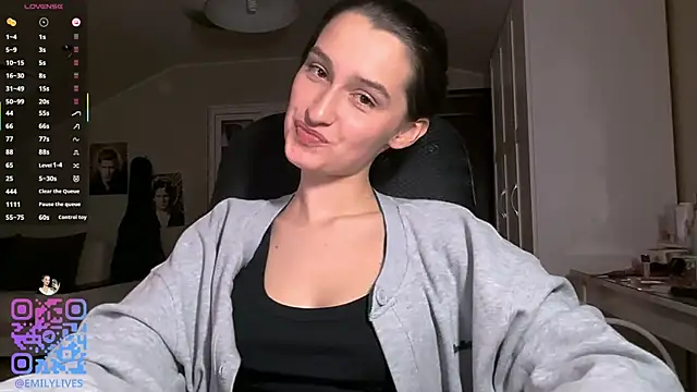 Snapshot of DarlineBrustera chatting on April 24, 2026, 6:10 pm DarlineBrustera online show from April 24, 2026, 6:10 pm
