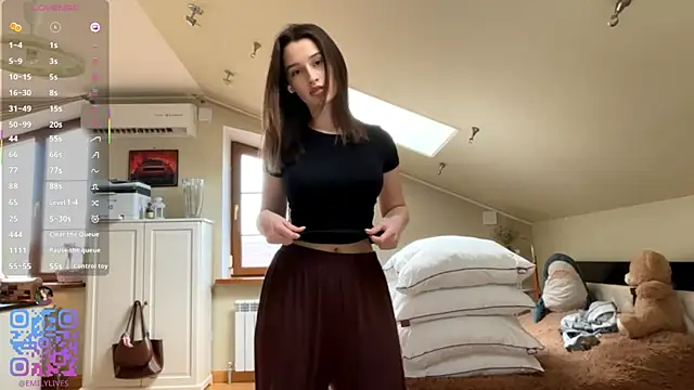 Snapshot of DarlineBrustera chatting on May 11, 2026, 2:45 pm DarlineBrustera online show from May 11, 2026, 2:45 pm
