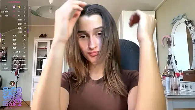 DarlineBrustera online show from July 19, 2026, 2:21 pm