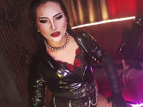 Snapshot of Hail_ur_Dominant chatting on January 12, 2026, 7:41 pm Hail ur Dominant online show from January 12, 2026, 7:41 pm