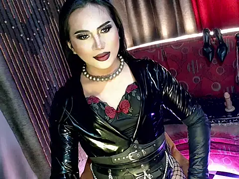 Snapshot of Hail_ur_Dominant chatting on January 15, 2026, 8:01 pm Hail ur Dominant online show from January 15, 2026, 8:01 pm