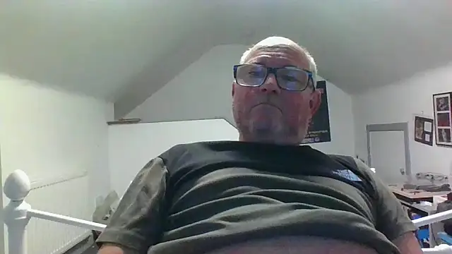 Snapshot of naughtygrandad1 chatting on October 26, 2025, 7:09 pm naughtygrandad1 online show from October 26, 2025, 7:09 pm