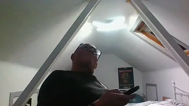 Snapshot of naughtygrandad1 chatting on October 29, 2025, 8:21 pm naughtygrandad1 online show from October 29, 2025, 8:21 pm