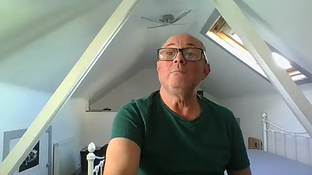 Snapshot of naughtygrandad1 chatting on November 1, 2025, 3:03 pm naughtygrandad1 online show from November 1, 2025, 3:03 pm