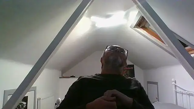 Snapshot of naughtygrandad1 chatting on December 16, 2025, 7:30 pm naughtygrandad1 online show from December 16, 2025, 7:30 pm