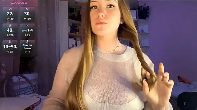 PandaFluff online show from September 29, 2025, 5:18 pm