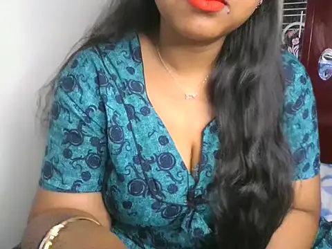 Snapshot of its_me_Rashmi chatting on October 7, 2025, 5:04 am its me Rashmi online show from October 7, 2025, 5:04 am