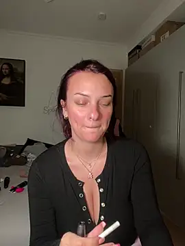 Snapshot of OliviaaFischer chatting on March 2, 2026, 8:04 pm OliviaaFischer online show from March 2, 2026, 8:04 pm