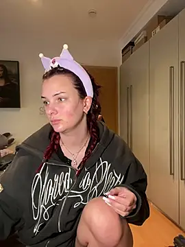 Snapshot of OliviaaFischer chatting on March 23, 2026, 2:10 pm OliviaaFischer online show from March 23, 2026, 2:10 pm