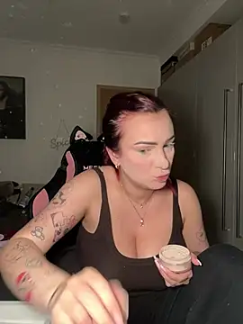 Snapshot of OliviaaFischer chatting on March 25, 2026, 7:09 pm OliviaaFischer online show from March 25, 2026, 7:09 pm