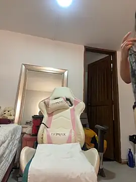 Snapshot of emma_hot2006 chatting on September 19, 2025, 2:29 pm emma hot2006 online show from September 19, 2025, 2:29 pm