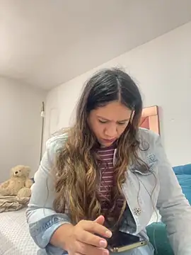 Snapshot of emma_hot2006 chatting on October 27, 2025, 3:49 pm emma hot2006 online show from October 27, 2025, 3:49 pm