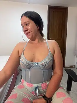 Snapshot of emma_hot2006 chatting on December 15, 2025, 8:57 pm emma hot2006 online show from December 15, 2025, 8:57 pm