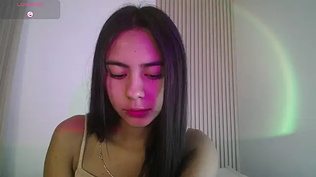 Snapshot of LilybethGray chatting on September 14, 2025, 11:04 pm LilybethGray online show from September 14, 2025, 11:04 pm