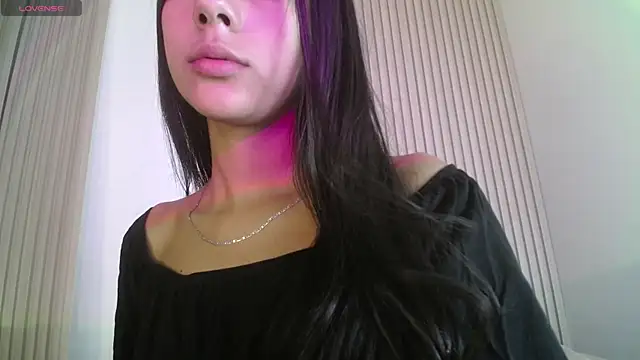 Snapshot of LilybethGray chatting on September 15, 2025, 10:54 pm LilybethGray online show from September 15, 2025, 10:54 pm