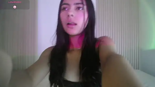 Snapshot of LilybethGray chatting on September 17, 2025, 5:03 pm LilybethGray online show from September 17, 2025, 5:03 pm