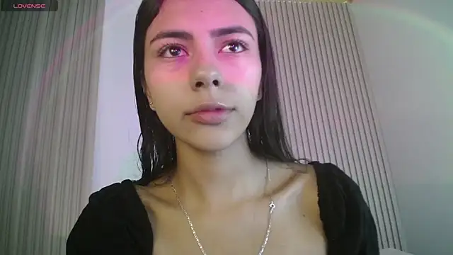 Snapshot of LilybethGray chatting on September 23, 2025, 3:37 pm LilybethGray online show from September 23, 2025, 3:37 pm