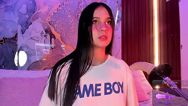 Snapshot of Emmiicute chatting on October 16, 2025, 1:34 pm Emmiicute online show from October 16, 2025, 1:34 pm