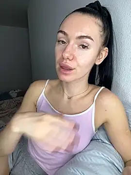 karrr  aaa online show from November 17, 2025, 8:36 pm