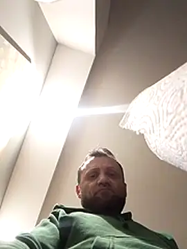 diorjador online show from February 14, 2026, 6:04 pm