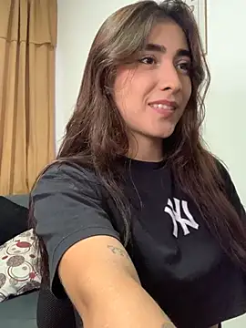 Snapshot of miaftmax chatting on November 29, 2025, 6:33 pm miaftmax online show from November 29, 2025, 6:33 pm