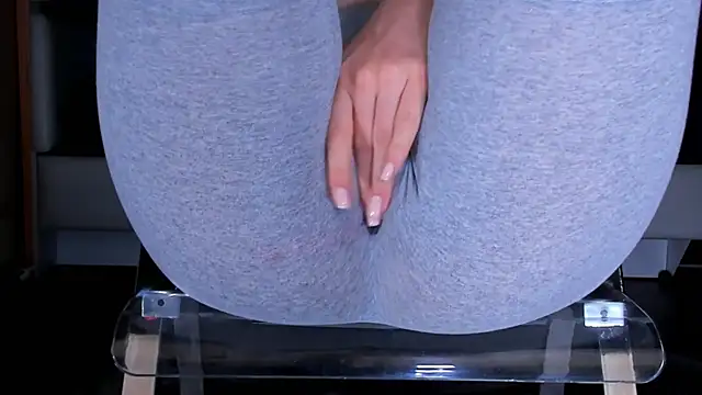 Snapshot of Cameltoe_squirt_inPants chatting on April 24, 2026, 9:01 am Cameltoe squirt inPants online show from April 24, 2026, 9:01 am