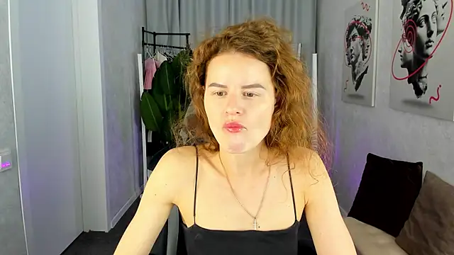 Wanda Gomez online show from May 23, 2026, 1:37 pm
