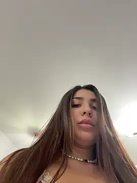 Snapshot of amaaray chatting on November 29, 2025, 8:01 pm amaaray online show from November 29, 2025, 8:01 pm